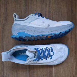 Women's size 10 Altra Olympus 5 white trail runners/ running shoe.